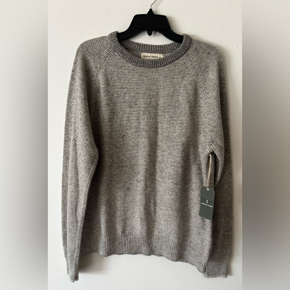 Mutual Weave men's grey crew neck long sleeve casual pullover sweater large new